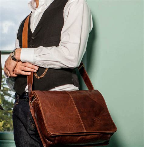 luxury leather messenger bag men.